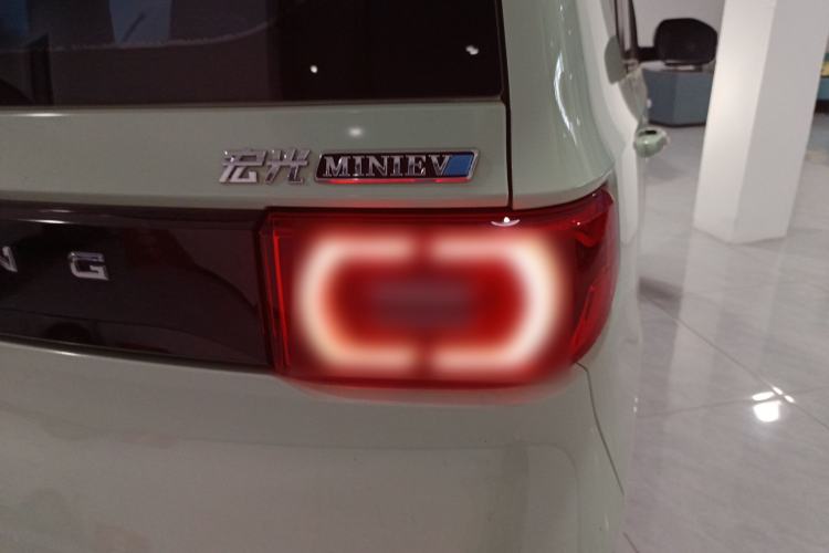 Used Wuling Hongguang MINIEV 2021 Macaron Premium Model – Lithium Iron Phosphate
