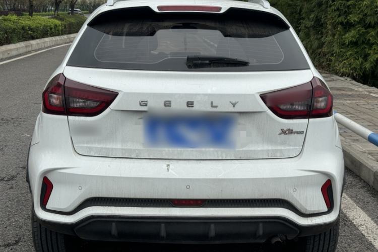 Used Geely Auto Vision X3 2021 PRO 1.5L CVT Deluxe Model Exterior 4