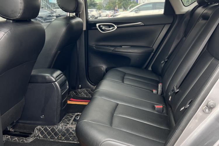 Used Nissan Sylphy 2019 Classic 1.6XL CVT Luxury Edition Interior 8