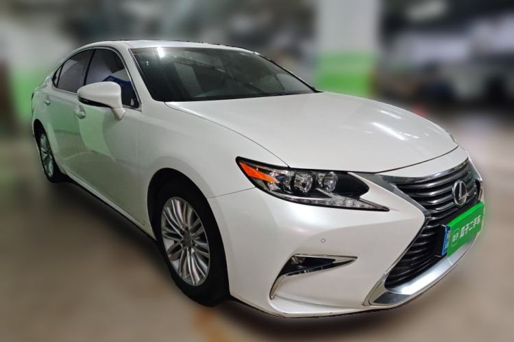 Used Lexus ES 2015 200 Elite Edition
