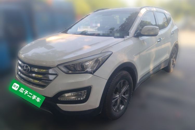 Used Hyundai Santa Fe 2013 2.4L Automatic 4x4 Smart Version