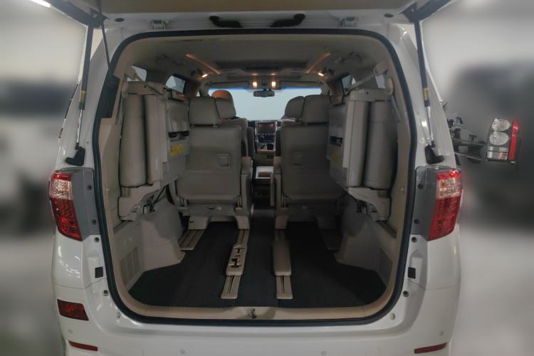 Used Toyota Alphard 2012 3.5L Luxury Edition