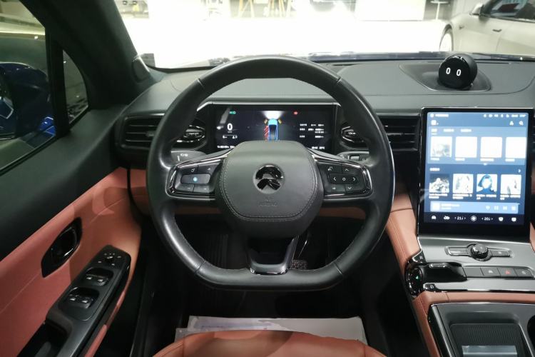 Used Nio EC6 2020 605 km Sport Edition Steering Wheel