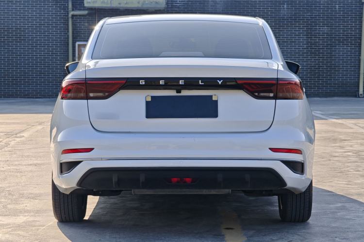 Used Geely Auto Emgrand 2025 4th Generation 1.5L CVT Longteng Edition
