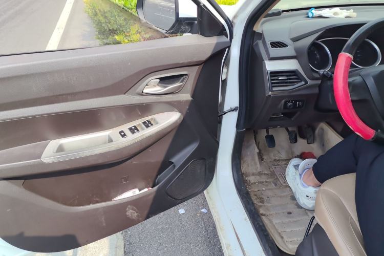 Used Wuling Hongguang 2019 1.5L S Comfort Edition China VI LAR Driver Seat