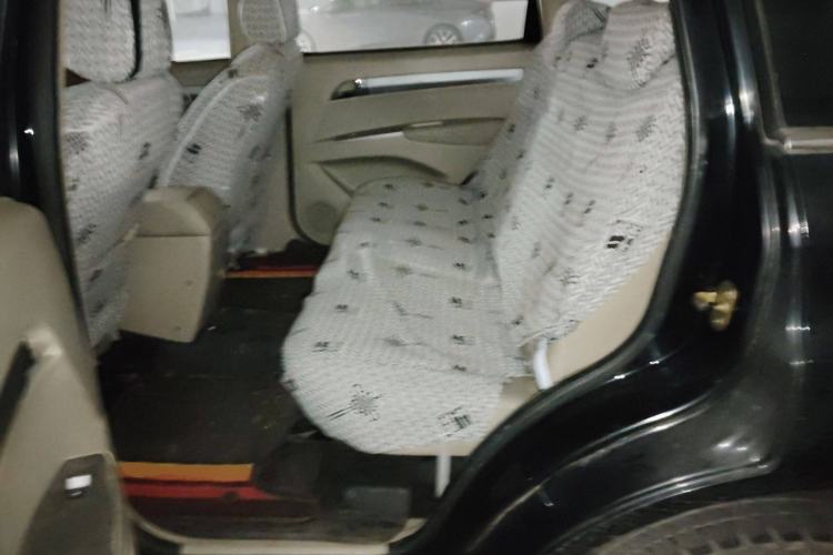 Used Land X8 2012 Explorer Edition 2.0T Diesel 4x2 Luxury Model
