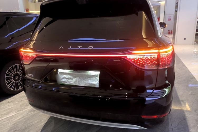 Used Hima AITO M9 2025 Extended-Range Ultra Version 52 kWh 5-Seater Edition Rear