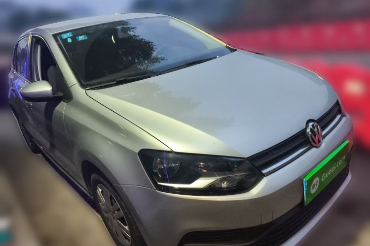 Used Volkswagen Polo 2014 1.4L Manual Fashion Edition