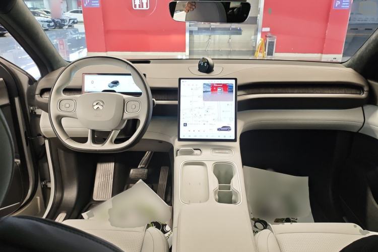 Used Nio ES6 2023 75 kWh
