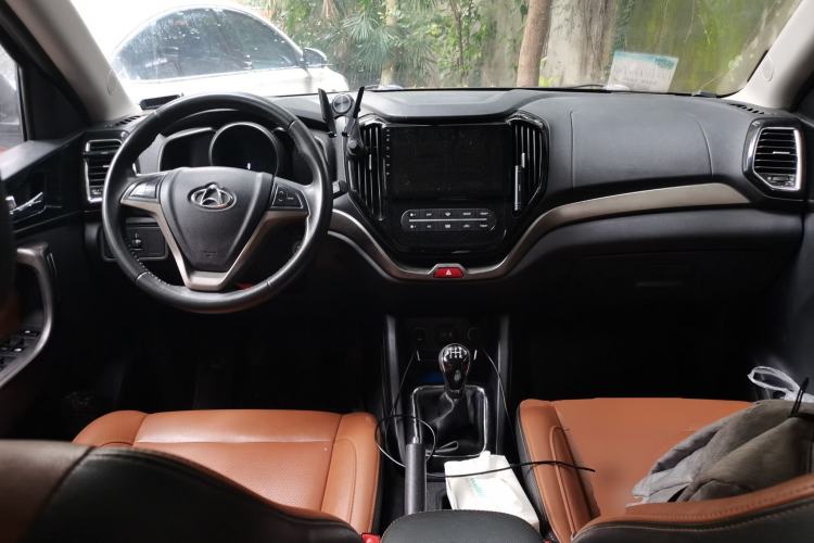 Used CHANGAN OSHAN CX70 2016 1.6L Manual Luxury Model