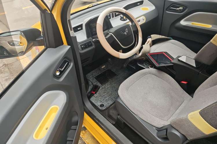 Used Wuling Hongguang MINIEV 2021 Macaron Premium Model – Lithium Iron Phosphate
