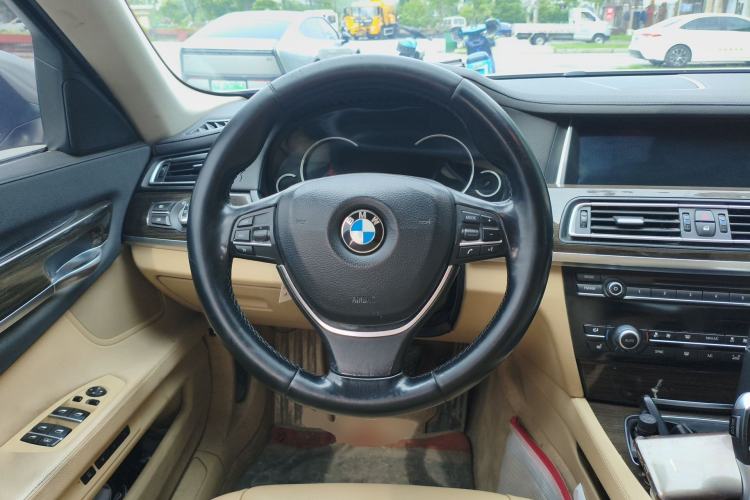 Used BMW 7 Series 2013 730Li Luxury Model