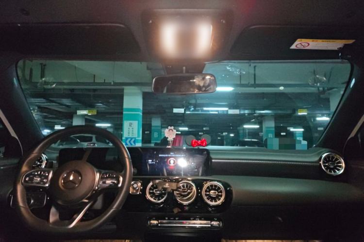 Used Mercedes-Benz A-Class 2022 Second Facelift A 200 L Sport Sedan Fashion Version
