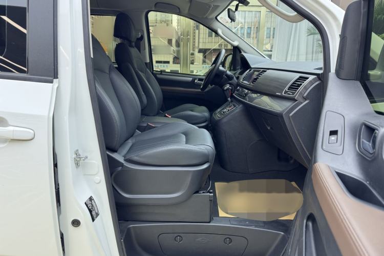 Used SAIC MAXUS G10 2021 2.0T Automatic Elite Edition Gasoline 7-Seater
