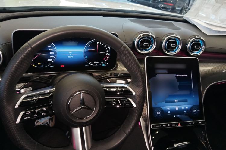 Used Mercedes-Benz C-Class New Energy 2023 C 350 eL Center Console