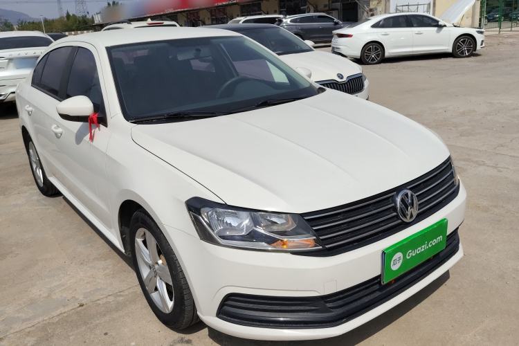 Used Volkswagen Lavida 2018 Classic 1.5L Automatic Fashion Edition China VI Standard Front Right 45 Deg