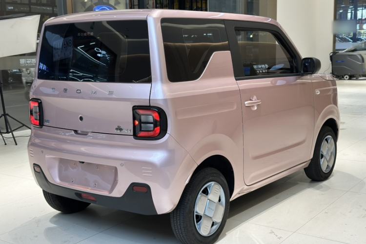 Used Geely Galaxy Panda 2024 Panda Mini 200km Endurance Bear