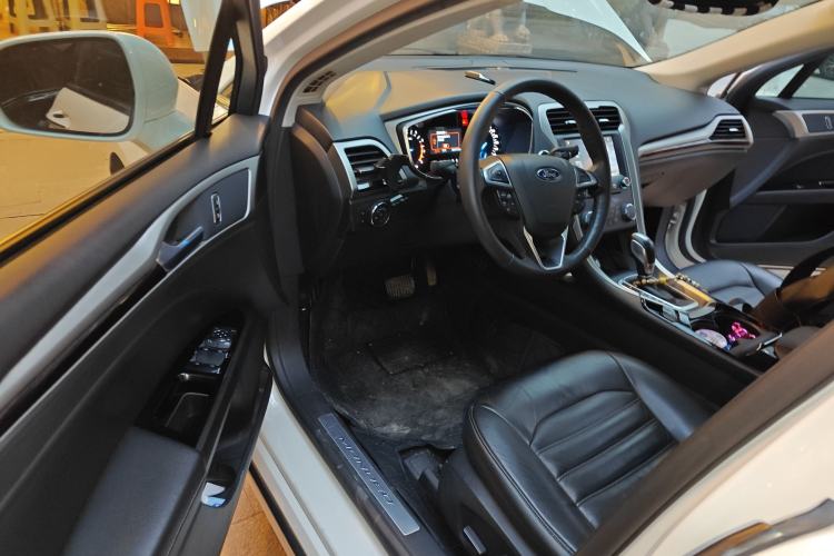 Used Ford Mondeo 2013 2.0L GTDi 200 Fashion Edition