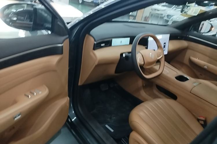 Used Dongfeng Aeolus L8 2025 Model 185KM Dream Edition