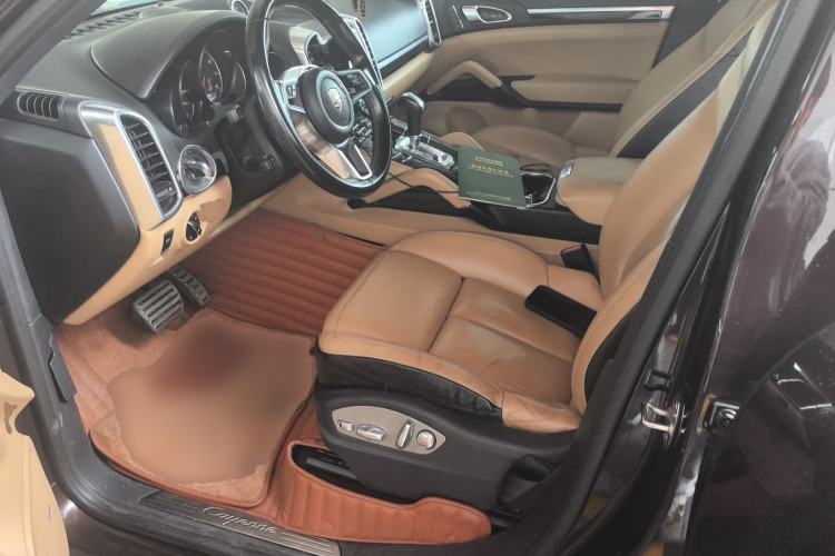 Used Porsche Cayenne 2016 Cayenne Platinum Edition 3.0T
