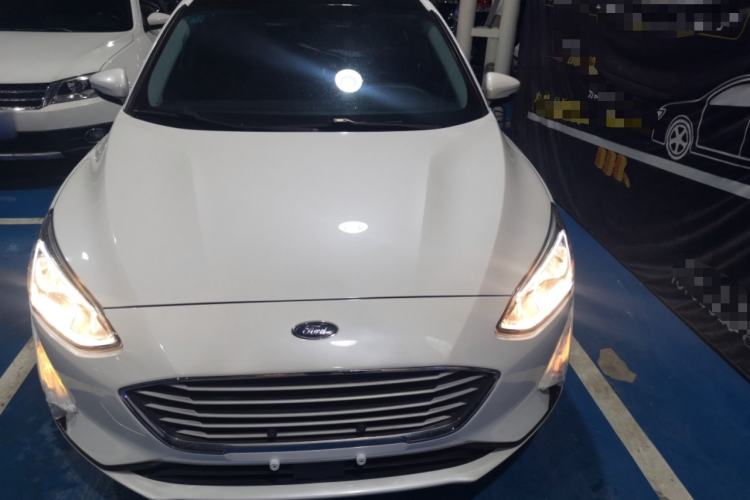 Used Ford Focus 2019 Hatchback EcoBoost 180 Automatic Trendy Model
