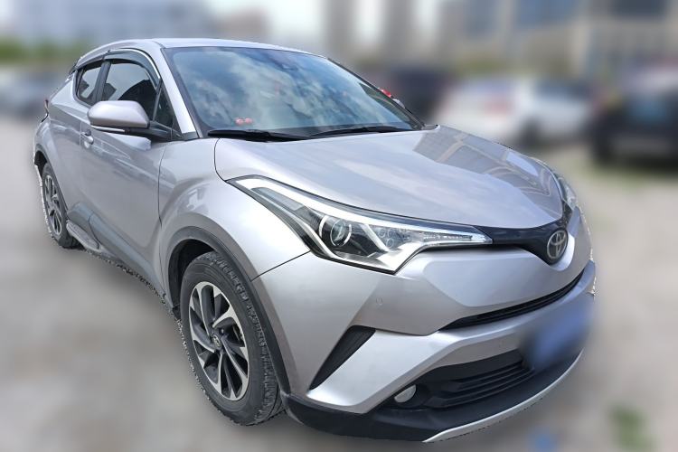 Used Toyota IZOA 2018 2.0L Yichi Version China VI Standard