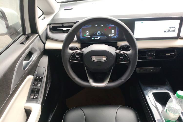 Used Geometry E Firefly 2024 301km Starlight