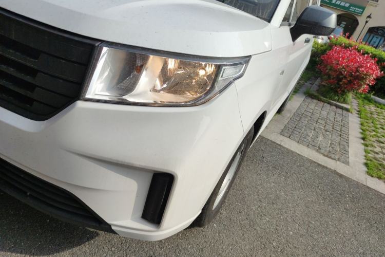 Used Wuling Hongguang PLUS 2020 1.5L Manual Standard Edition 7-Seater
