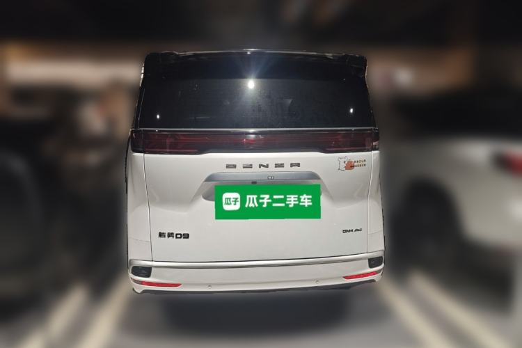 Used Denza D9 2022 DM-i 970 Four-Wheel Drive Flagship Model
