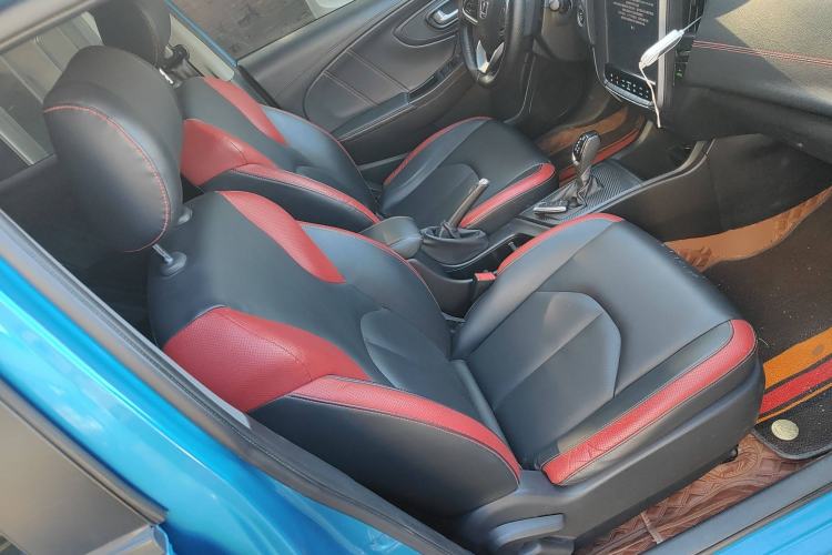 Used Luxgen U5 SUV 2017 1.6L CVT Prestige Edition
