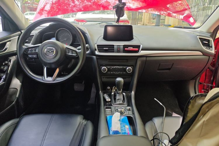 Used Mazda 3 Axela 2017 Sedan 1.5L Automatic Luxury Model Emission Standard China V