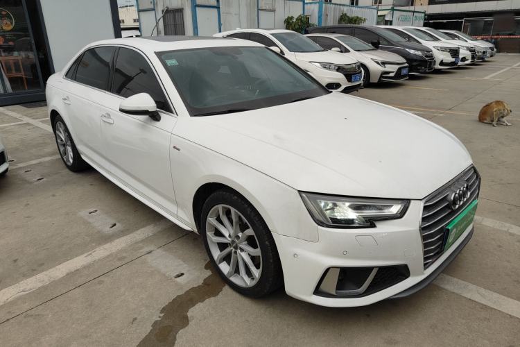 Used Audi A4L 2019 40 TFSI Fashion Edition China VI Emission Standard Exterior 1