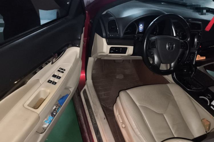 Used CHANGAN Raeton 2013 1.8T Automatic Prestige Model China IV Standard
