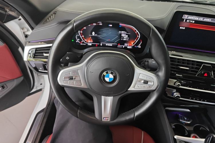 Used BMW 5 Series 2022 Second Facelift 525Li M Sport Package