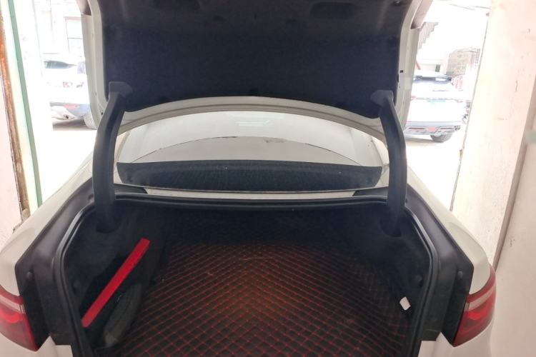 Used Jaguar XFL 2022 XFL 2.0T P250 Two-Wheel-Drive Elite Sport Edition