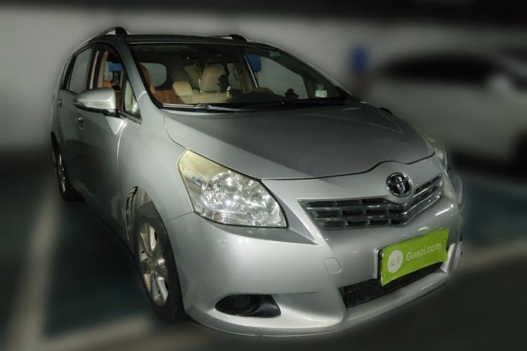 Used Toyota Verso 2014 Starlight 180E CVT Elite Edition
