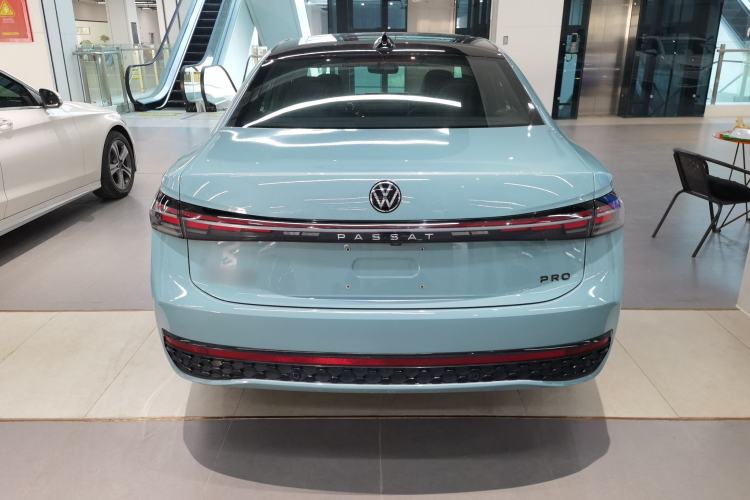 Used Volkswagen Passat 2025 Pro 380TSI Starry Dragon Luxury Edition
