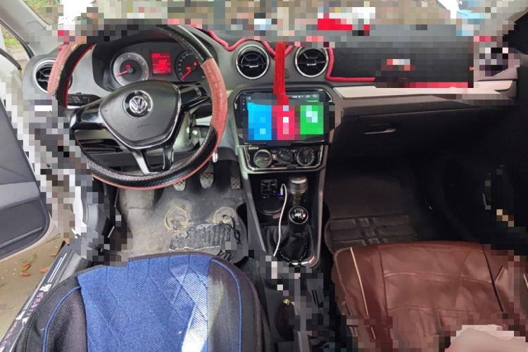 Used Volkswagen Jetta 2017 1.4L Manual Comfort Model Center Console