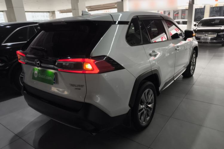 Used Toyota Wildlander 2021 2.0L CVT 4x4 Luxury Edition