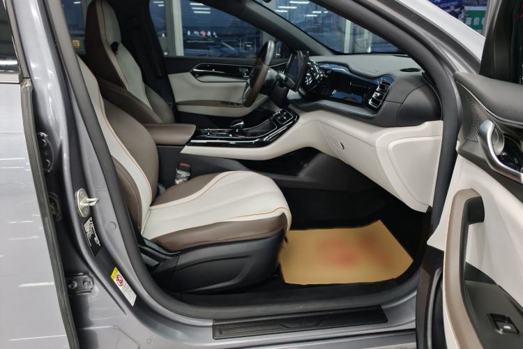 Used BYD Qin PLUS 2024 Honor Edition EV 420KM Leading Model