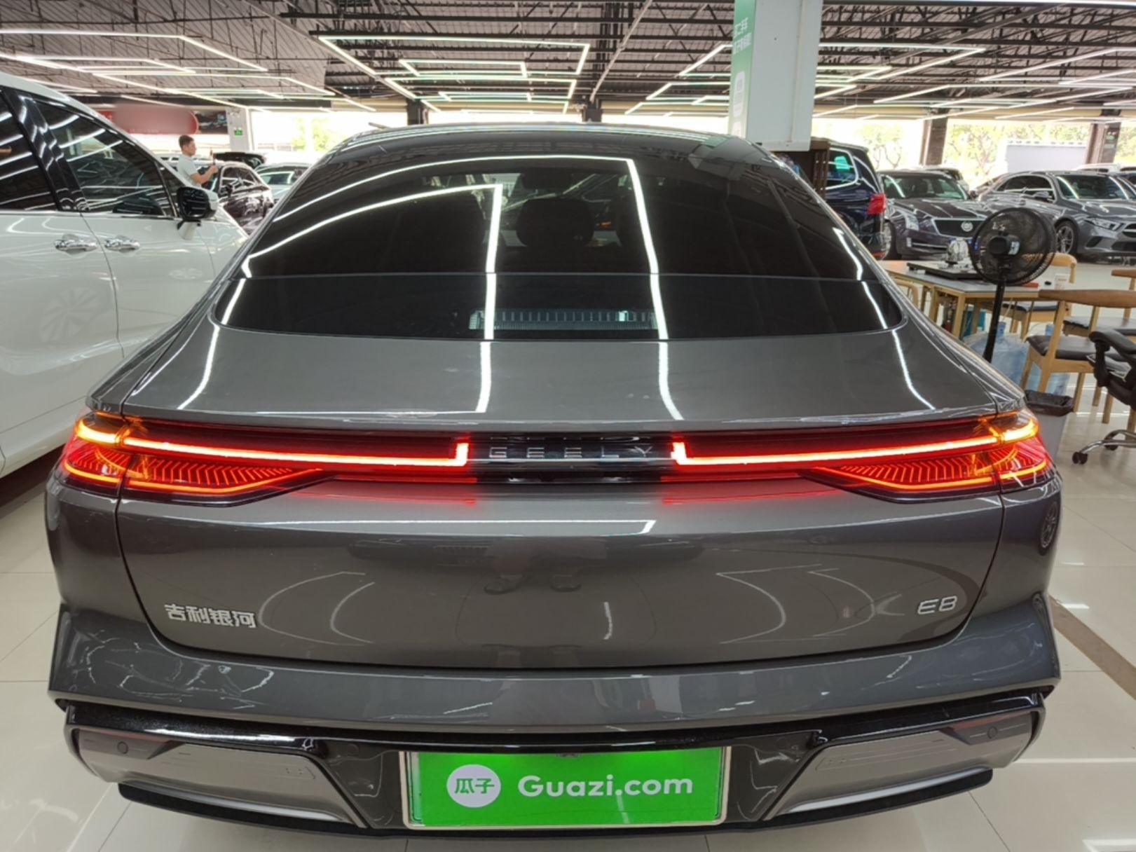 Geely Galaxy E8 2024 665 km Range Rear-Drive Starship Long-Range Version — снимка 5