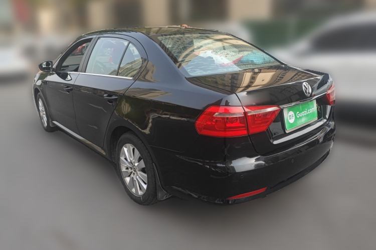 Used Volkswagen Lavida 2013 Restyled Classic 1.6L Manual Comfort Edition