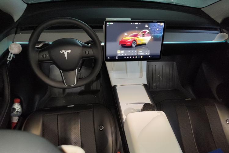 Used Tesla Model Y 2024 Rear-Wheel-Drive Version
