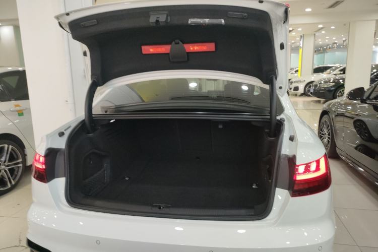 Used Audi A4L 2023 40 TFSI Luxury Dynamic Model