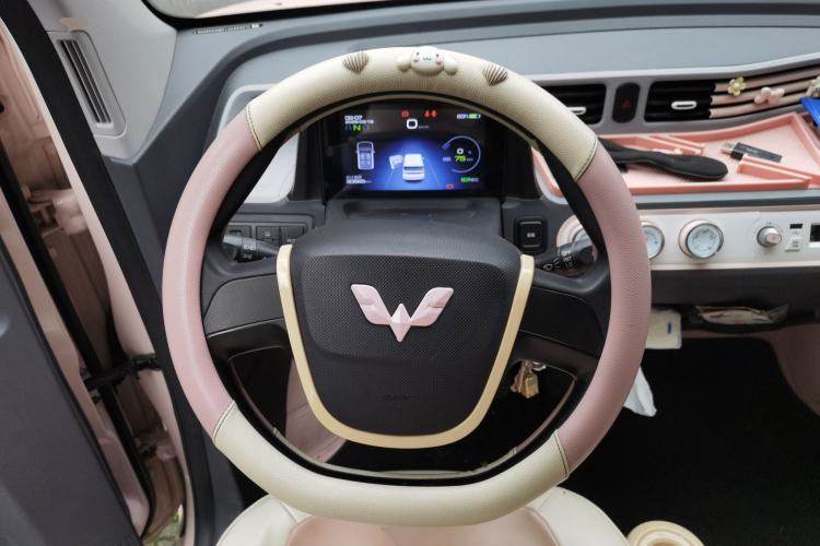 Used Wuling Hongguang MINIEV 2021 Macaron Fashion Model Lithium Iron Phosphate