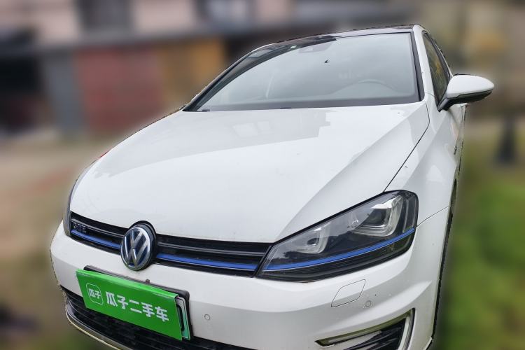 Used Volkswagen Golf 2015 GTE model Front