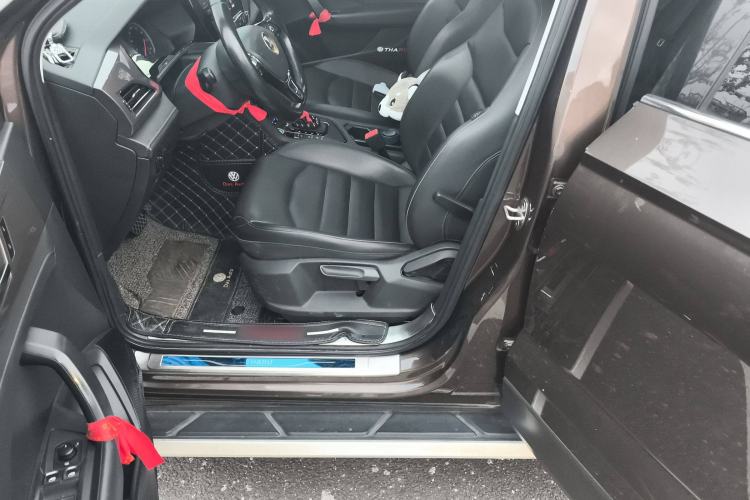 Used Volkswagen Tharu 2019 280TSI Two-Wheel Drive Luxury Version China VI Standard