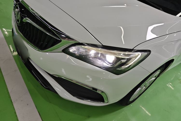 Used Buick Verano 2019 Sedan 15S Automatic Leading Model Left Front Headlight