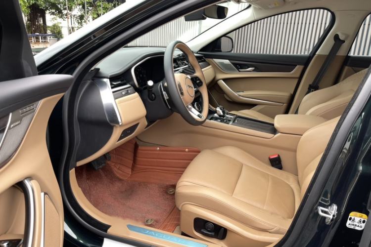 Used Jaguar XFL 2024 2.0T P250 Two-Wheel Drive Prestige Luxury Edition