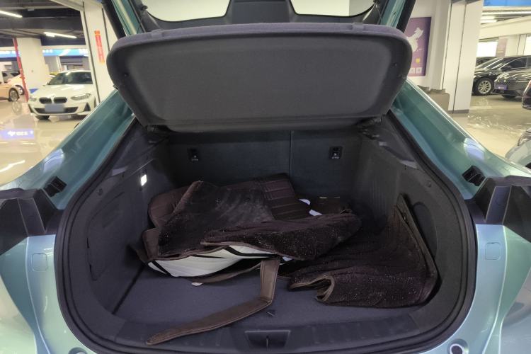 Used Deepal SL03 2022 515 Pure Electric Version Trunk